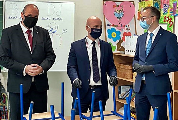 Hétfőn dől el az iskolák megnyitásának időpontja