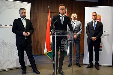 Szijjártó Pozsonyban találkozott a Szövetség képviselőivel
