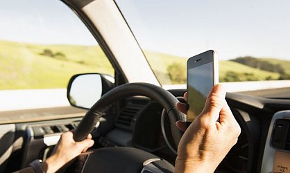 Kiderült: Pornót nézett a telefonján a halálos balesetet okozó amerikai sofőr