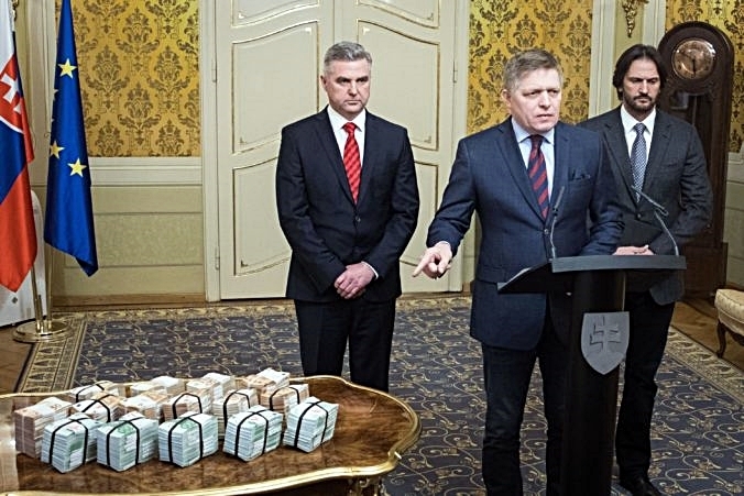 Alkotmánybírósági döntés – Fico mindenkitől bocsánatkérést vár, aki...