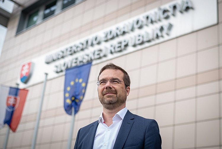 Pozsonyban is felbukkant a szupervírus, Krajčí hosszútávú intézkedéseket és sok-sok tesztelést jósol