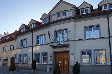 Választás 2022 – A szenci képviselő-testület tagjainak fele független