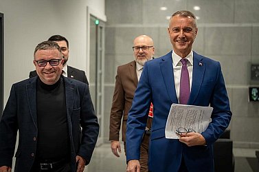 A következő parlamenti ülésen véget érhet a házelnöketlenkedés