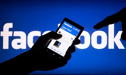 Új korlátozásokat vezet be a Facebook